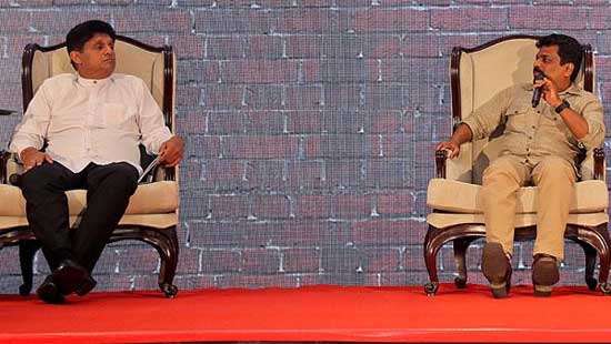 Leading presidential candidates on one platform