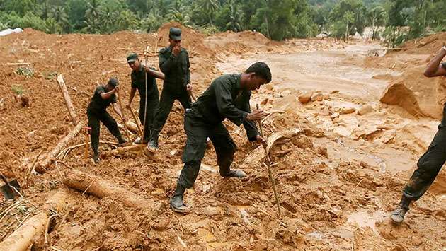 Five dead, twelve missing after landslide in Hasalaka - Breaking News |  Daily Mirror