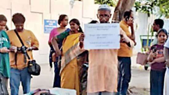 Treat Malaiyaha Tamils as SL citizens