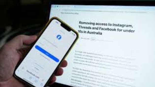 Meta alerts young Australians to download their data before a social media ban