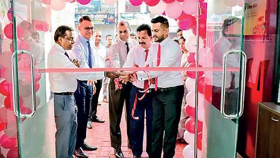 Mahindra IDEAL Finance expands footprint with new branch in Kaduruwela