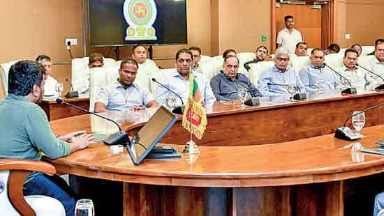 Corporate Sri Lanka called on to steady economy as disaster impact deepens