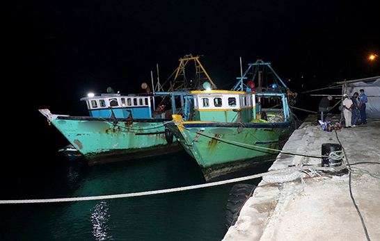 Navy arrests 23 Indian fishermen in two poaching trawlers in Sri Lankan waters