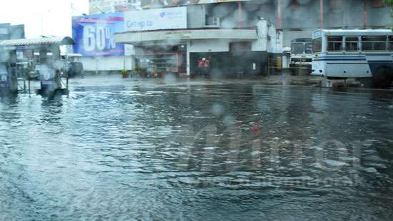 Roads flooded in Colombo