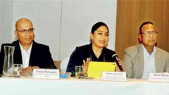 Exporters decry ‘huge gamble’ with economy