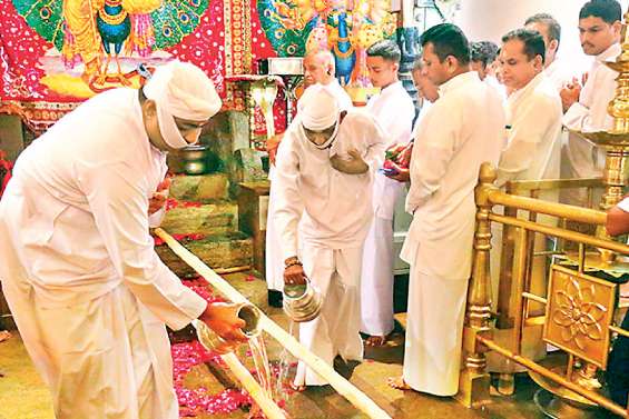 Kap Planting ceremony at Kataragama