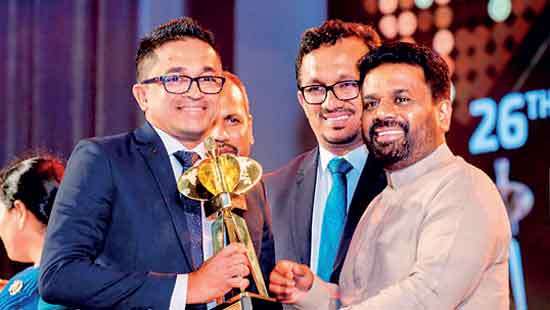 eMarketingEye wins Best SME Exporter of the Year at Presidential Export Awards