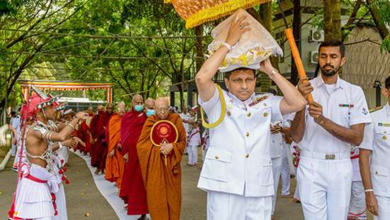 Navy marks 72nd anniversary with religious ceremonies