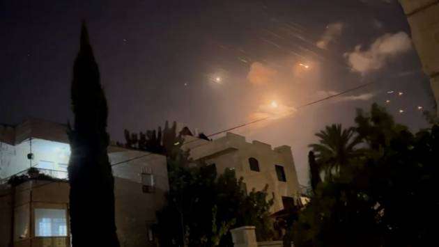 Iranian missiles shake Gulf cities after US, Israeli strikes on Iran