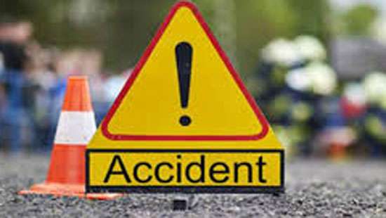 24 injured in bus-van collision