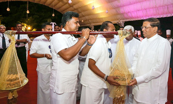 Cinnamon offered to Maithri