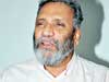 All eyes on  Mahinda Deshapriya