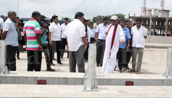 Basil inspects Katunayake Expressway