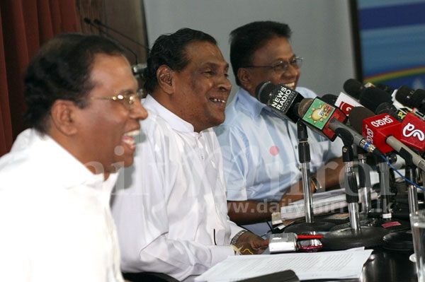 Maithripala writes to IGP 