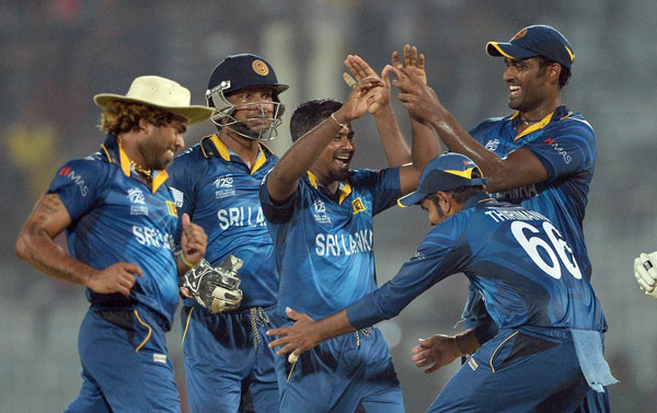 Video: Magical Herath destroys Kiwis