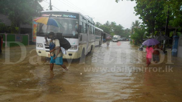 Flash flood in Balapitya