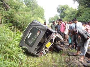 Six killed at railway crossing