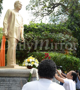 Video: 20th Death anniversary of late Gamini Dissanayake