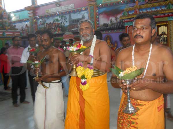 Elections Commissioner at Koneswaran Temple 