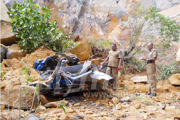 Falling boulder kills lorry driver