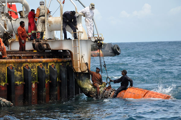 Sapugaskanda: Pipeline repairs in progress