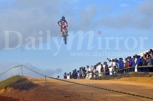 Largest Motor Track in SL