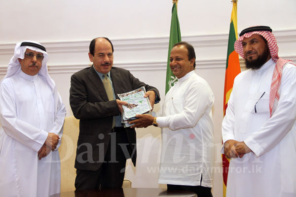 Saudi dates to Lanka