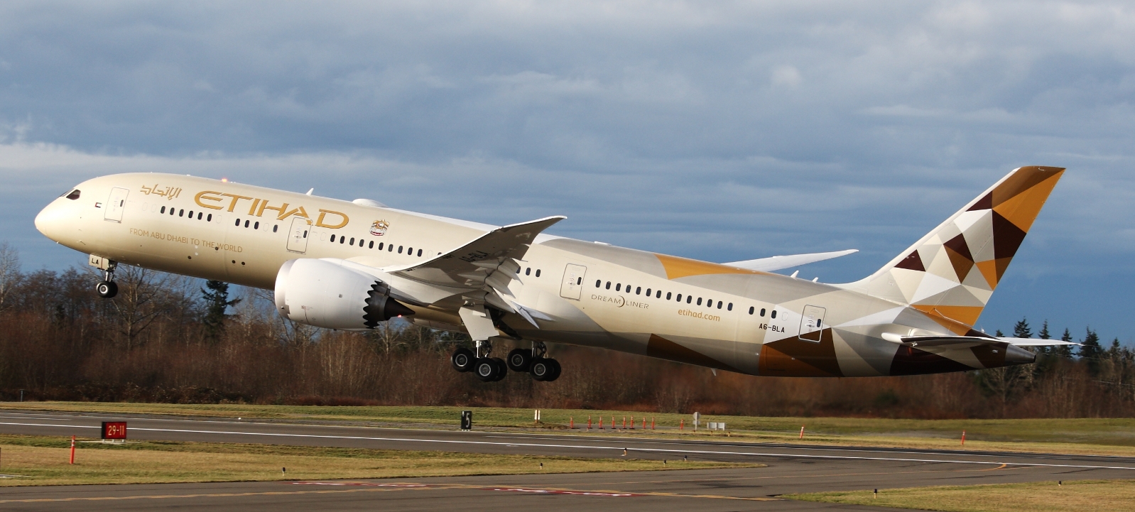  Etihad Airways announces global sale in Sri Lanka 