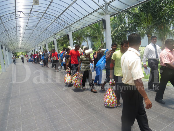 Video: 48 deportees arrive in SL