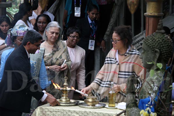 Spouses of Commonwealth Heads at Gangarama