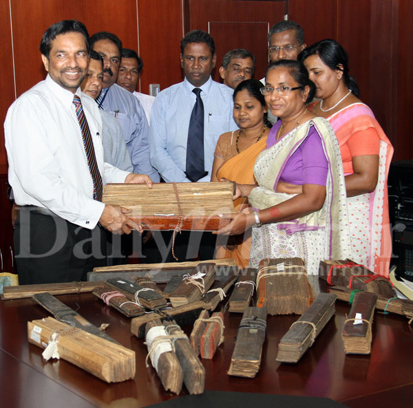 Customs donate ancient Ola leaves to National Archives