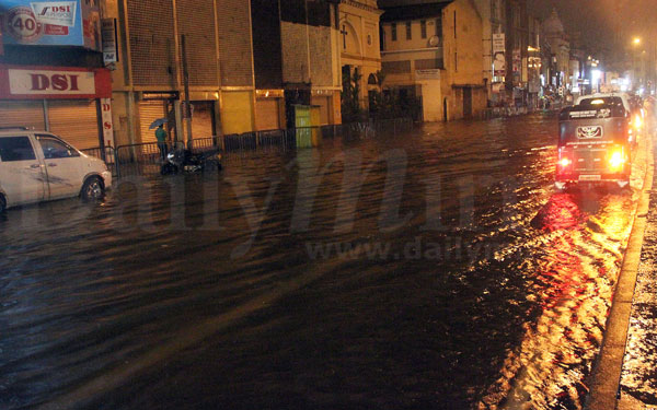 Colombo flooded due to rains