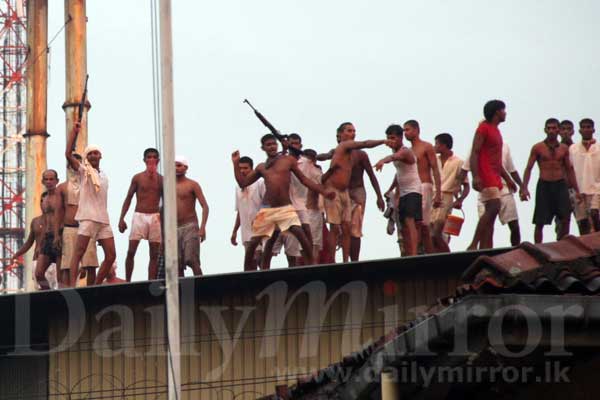 Welikada under siege