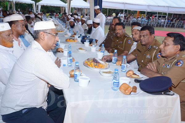 DM participates in Ifthar ceremony