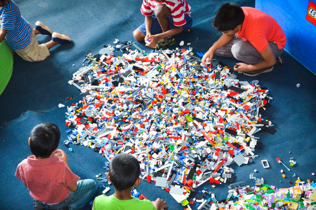 LEGO Day’ by wOw.lk and KTI – a huge success