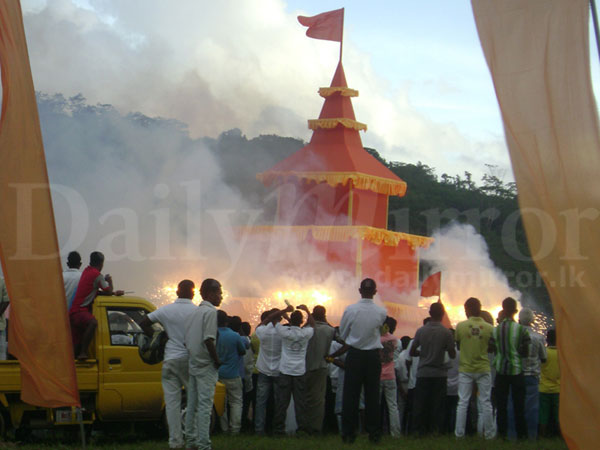 Last rites for self-immolation monk