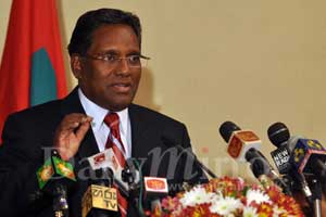 Maldivian President addresses media