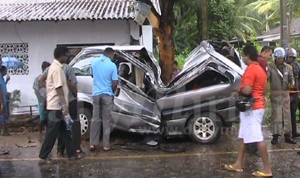 Van wrecked at Bandaragama tragedy