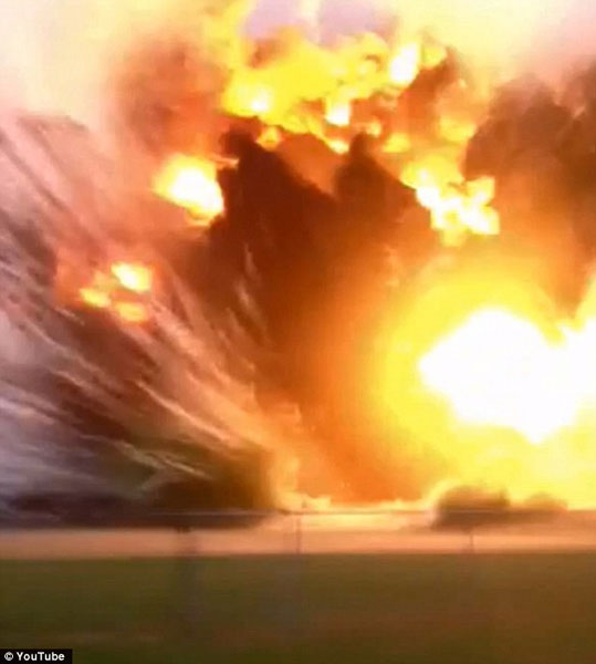 Massive explosion at Texas