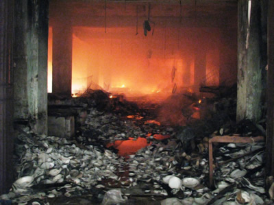 Supermarket in flames 