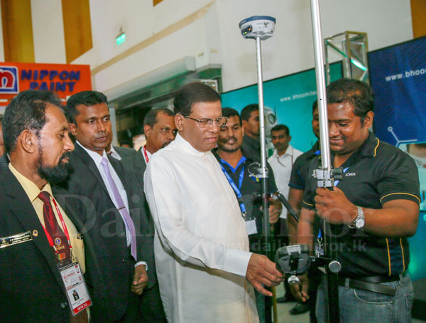 President launches Construction-2015 exhibition