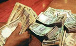 Two Lankans held in fake notes racket