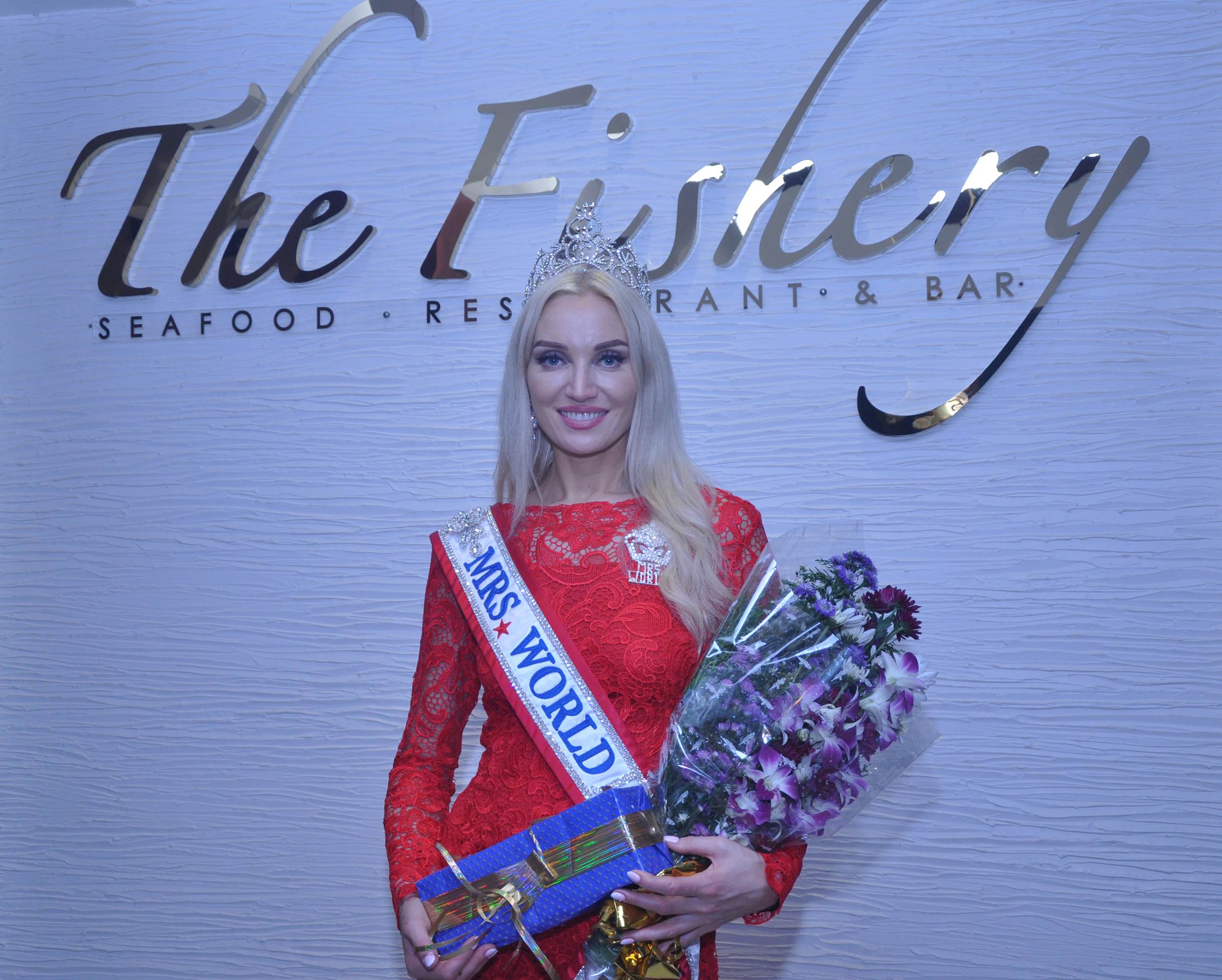 A GLAMOROUS NIGHT AT THE FISHERY WITH MRS. WORLD 2014!