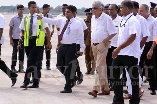 PM visits Hambanthota