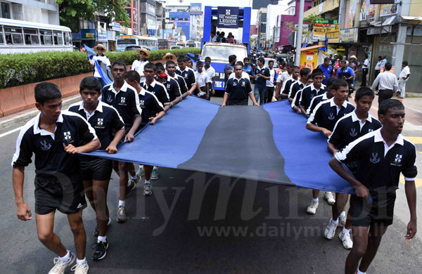 Royal-Thomian cycle parade