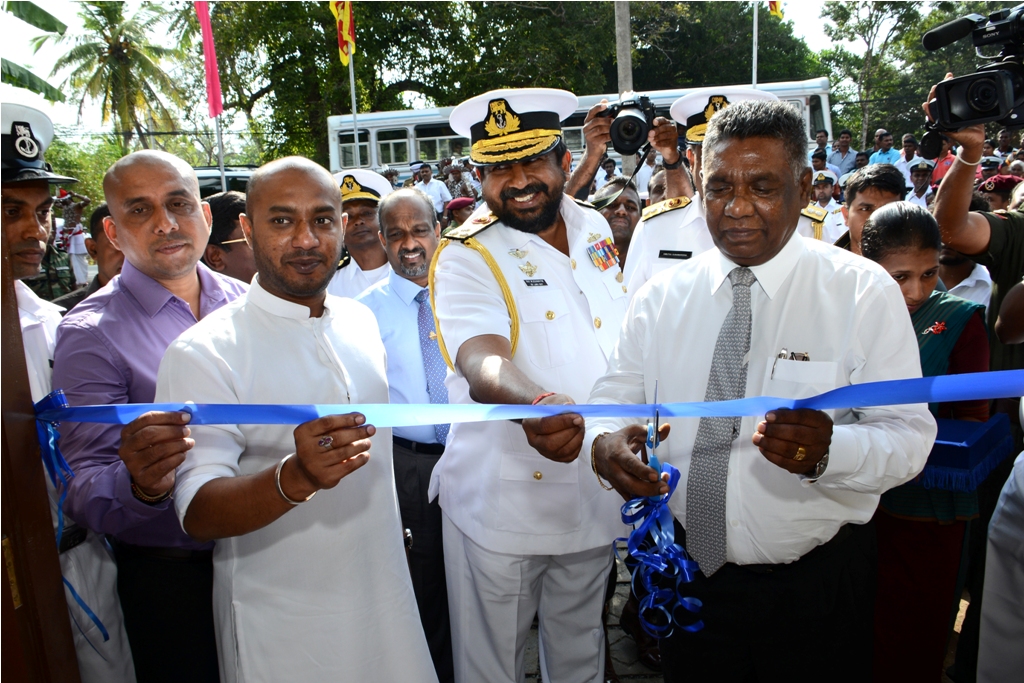 Navy installs reverse osmosis plant in Vavuniya