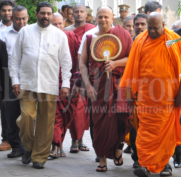 Uduwe Dhammaloka Thera bailed out