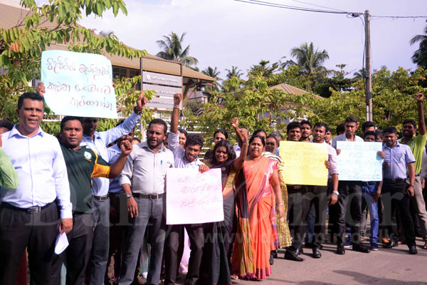 Protest against resignation of Wildlife DG