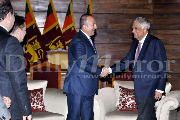 Turkish FM meets Ranil