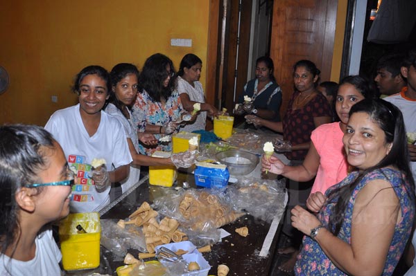 Colombo lights up for Poson Poya Day